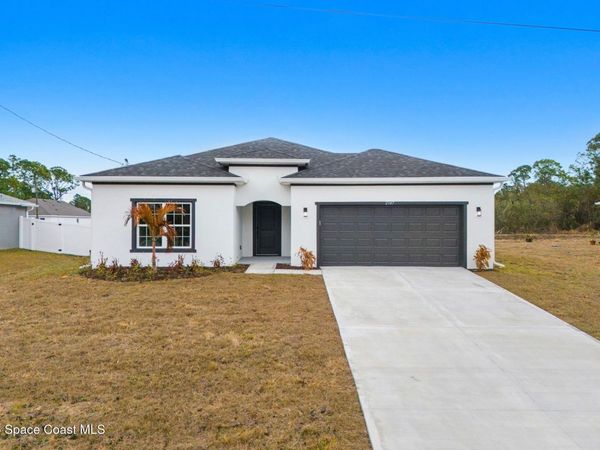 2347 Hagoplan Avenue SW , Palm Bay, FL 32908