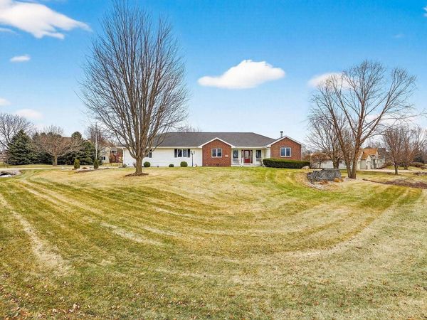 3253 Conservancy Estates Lane, Sun Prairie, WI 53590