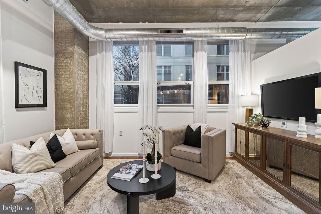 113 N Bread Street, Unit 3D1, Philadelphia, PA 19106 Main Photo