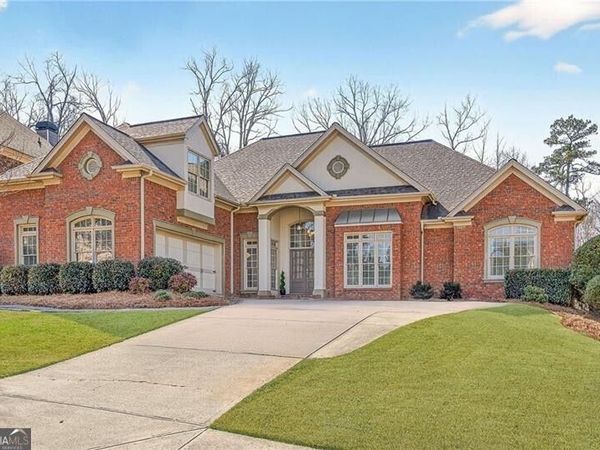 2815 Ivy Brook Lane, Buford, GA 30519