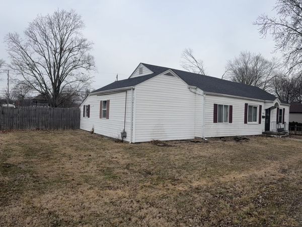 1430 Meitzler Street, Tilton, IL 61833