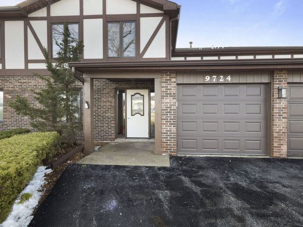 9724 W Creek Road, Unit E2, Palos Park, IL 60464
