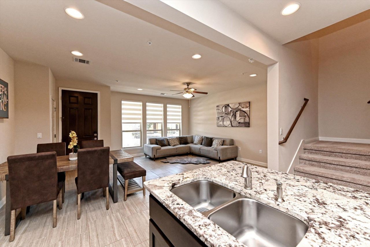 13800 Lyndhurst St, Unit 325, Austin, TX 78717 Main Photo