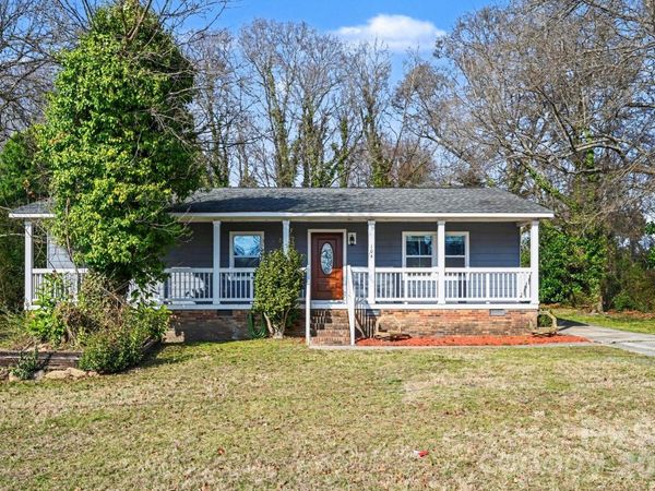 104 W Louisiana Avenue, Bessemer City, NC 28016