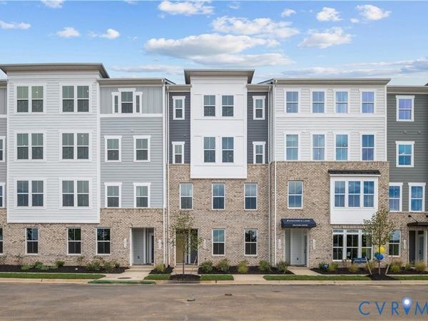 1 Calgary Lane , Chester, VA 23836