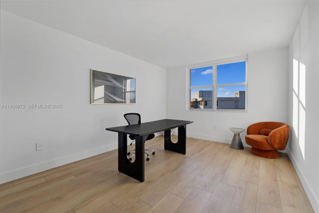 9111 E Bay Harbor Dr , Unit PH-D, Bay Harbor Islands, FL 33154 Photo