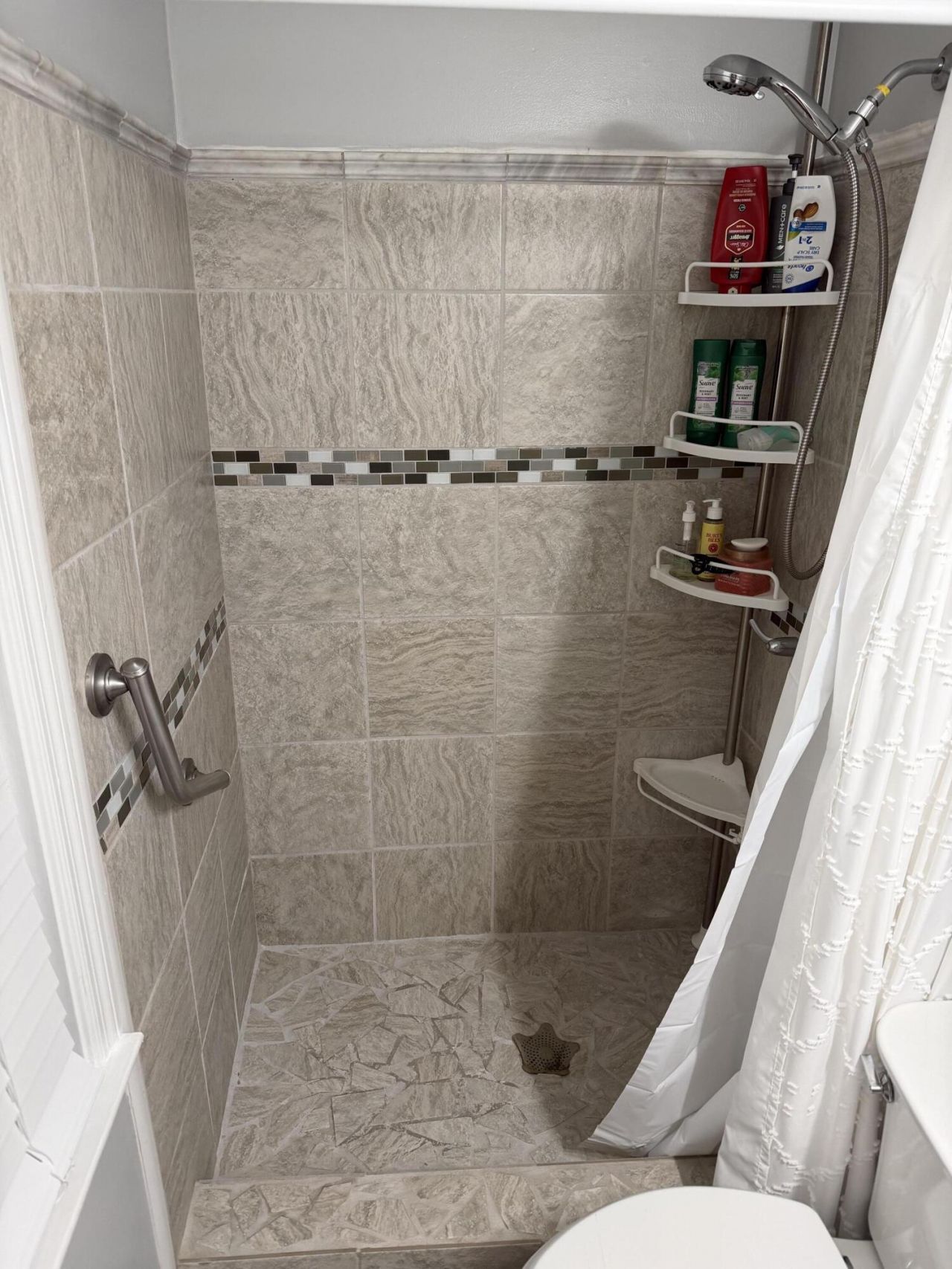 100 Catherine Street Photo 22