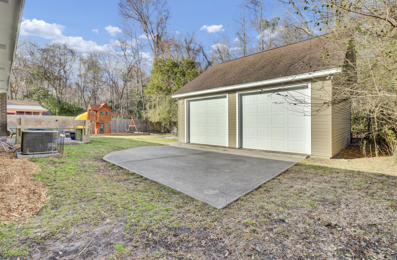 100 Catherine Street Photo 36