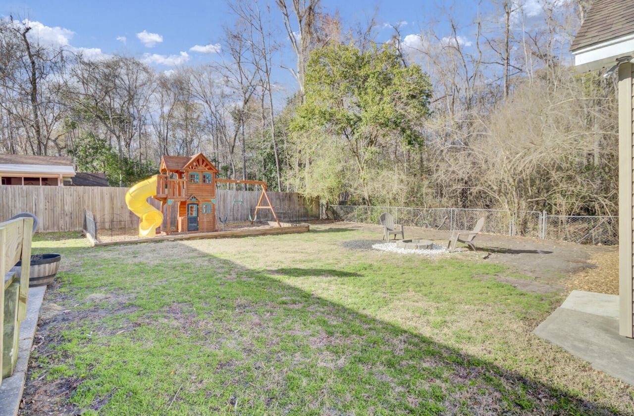 100 Catherine Street Photo 37