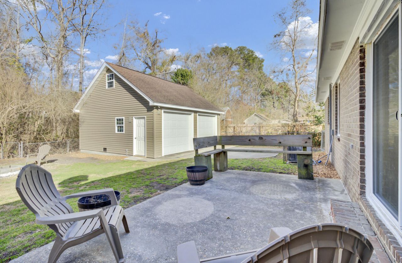 100 Catherine Street Photo 39