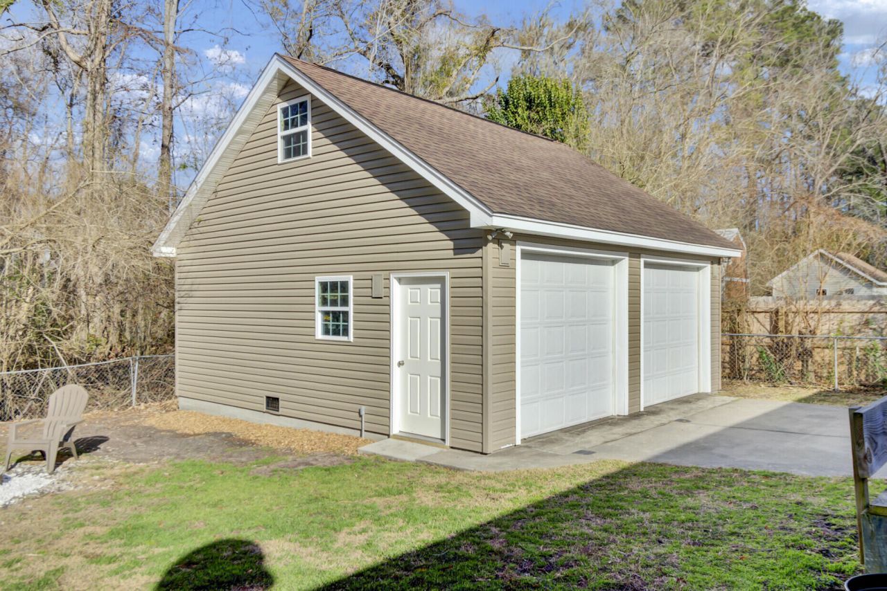 100 Catherine Street Photo 40