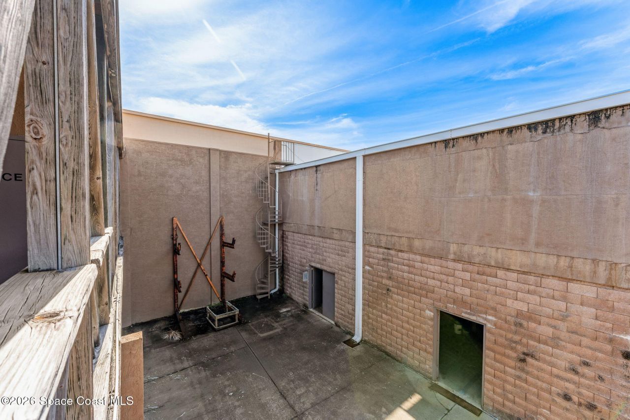 1900 S Atlantic Avenue , Cocoa Beach, FL 32931 Photo