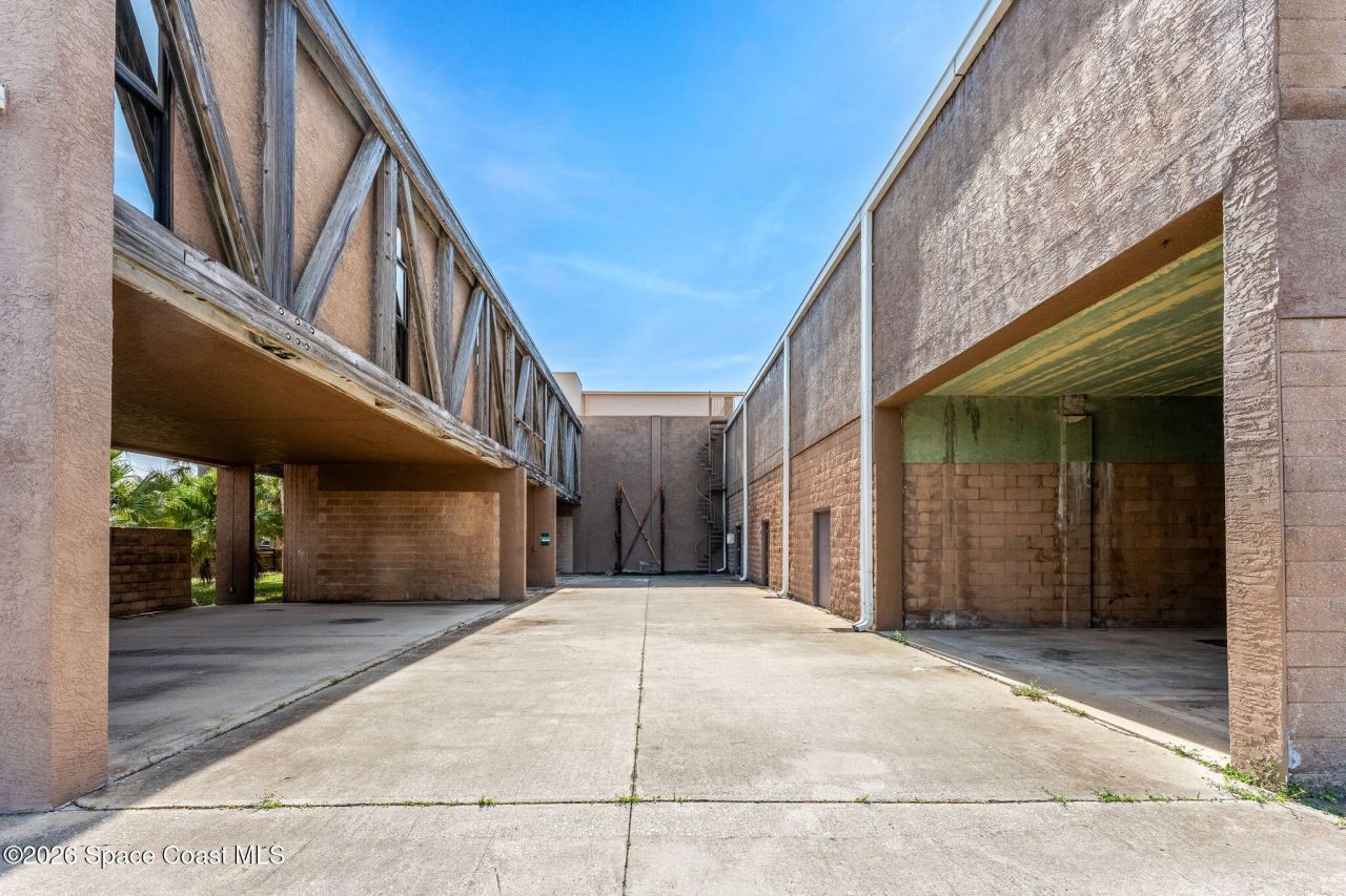 1900 S Atlantic Avenue , Cocoa Beach, FL 32931 Photo