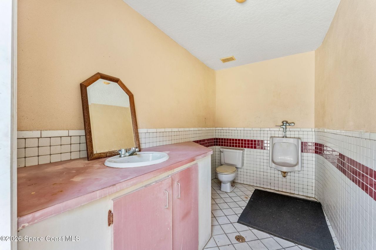 1900 S Atlantic Avenue , Cocoa Beach, FL 32931 Photo