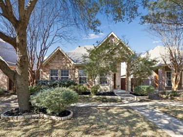 7495 Saint Stephens Square, Frisco, TX 75035