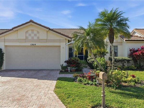 12614 Hunters Ridge DR, BONITA SPRINGS, FL 34135