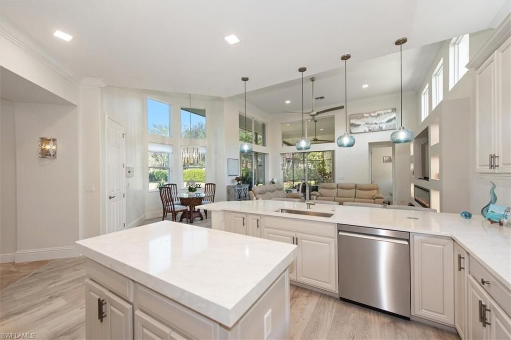 19496 La Serena Dr, Estero, FL 33967 Photo