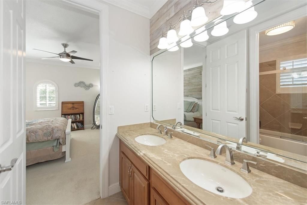 19496 La Serena Dr, Estero, FL 33967 Photo