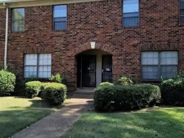 3218 THIRTEEN COLONY MALL, Unit 1A, Memphis, TN 38115