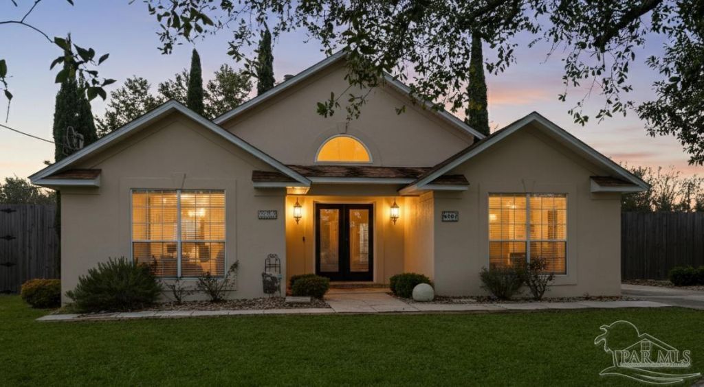 4368 Clair Ct, Gulf Breeze, FL 32563 Main Photo