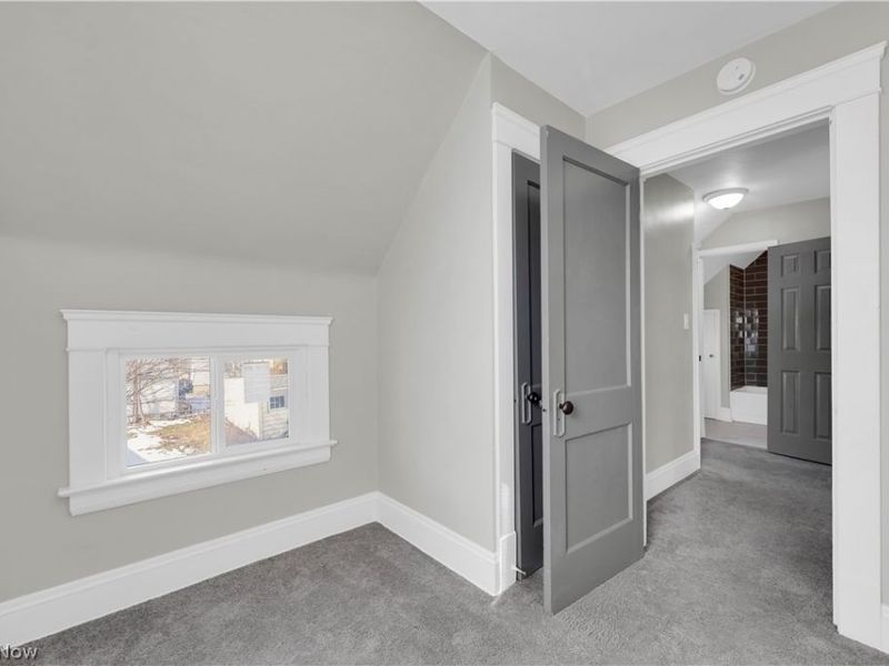 4710 Birchwood Road, Cleveland, OH 44125 Photo 14