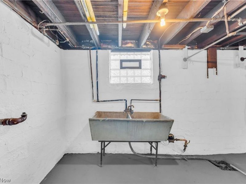 4710 Birchwood Road, Cleveland, OH 44125 Photo 21