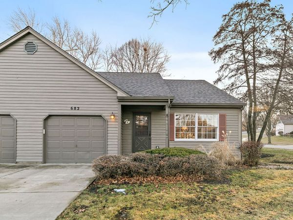 682 Alice Place, Unit 682, Elgin, IL 60123