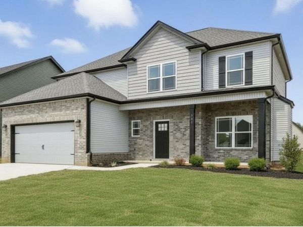 961 Isaac Dr, Clarksville, TN 37040