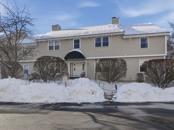 425 Main Street, Unit 21D, Hudson, MA 01749