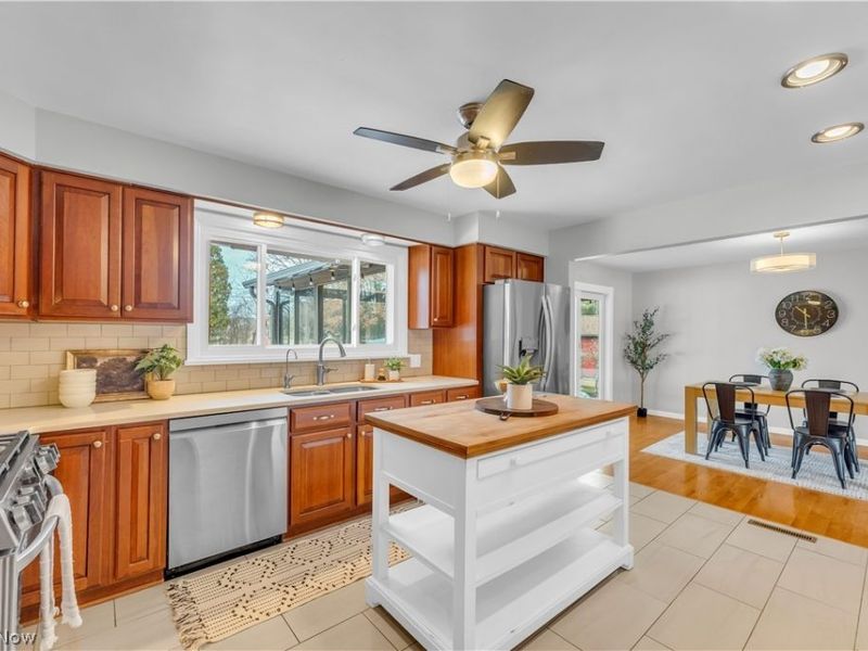 6598 Meadow Farm Drive, Hudson, OH 44236 Photo 11