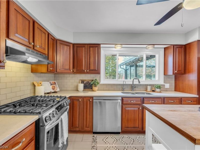 6598 Meadow Farm Drive, Hudson, OH 44236 Photo 12