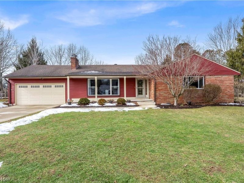 6598 Meadow Farm Drive, Hudson, OH 44236 Photo 2