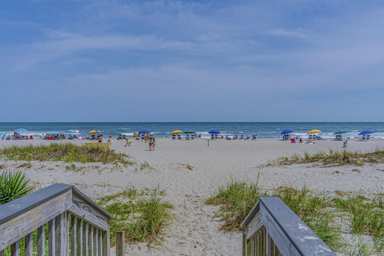 3000 N Ocean Blvd. Photo 25