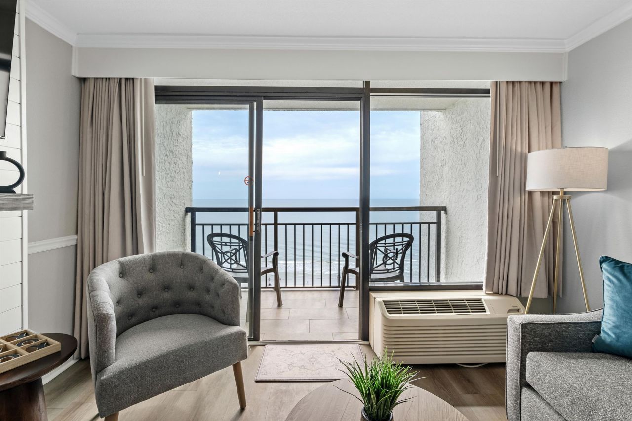 3000 N Ocean Blvd. Photo 6