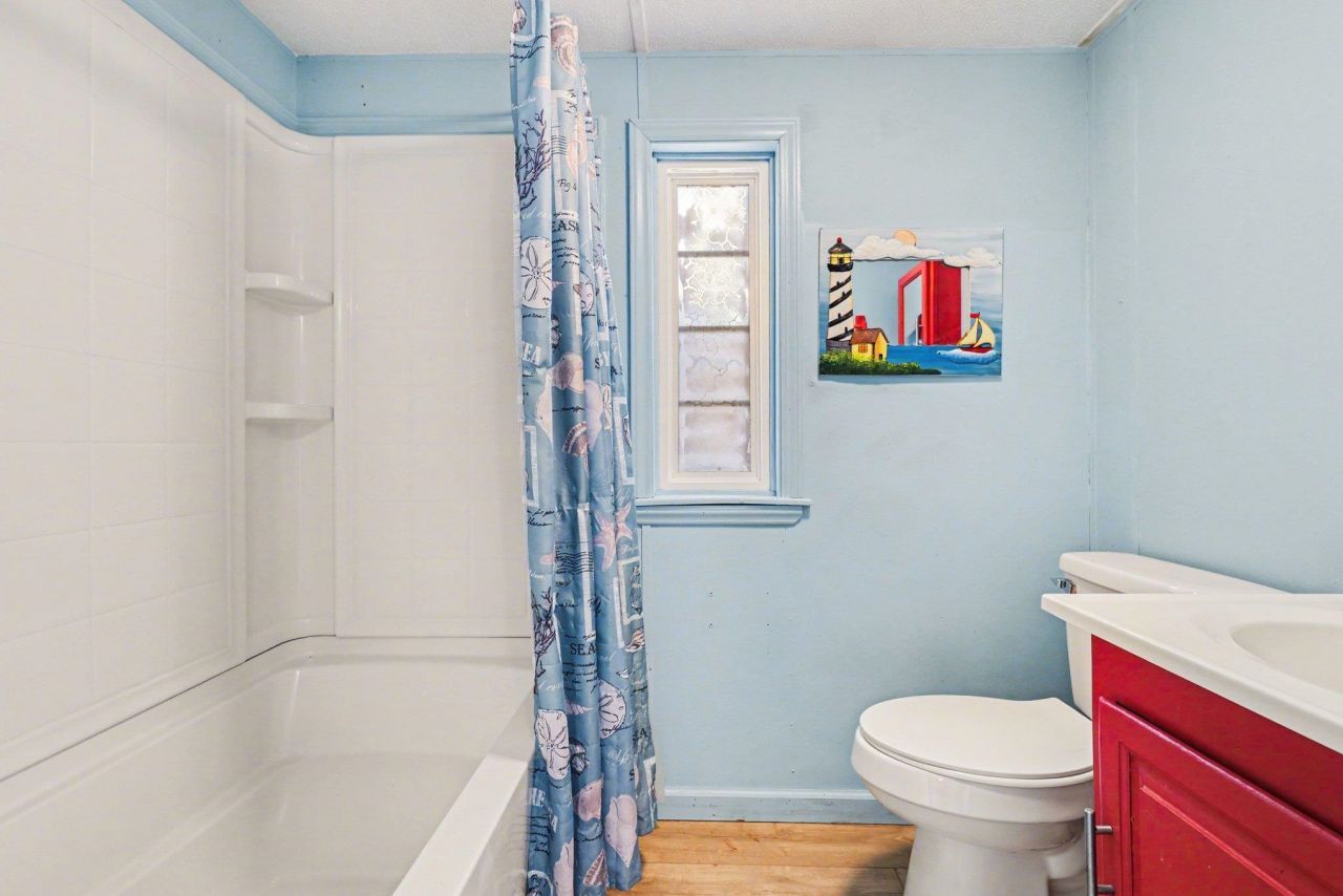 9700 Kings Rd. Photo 10