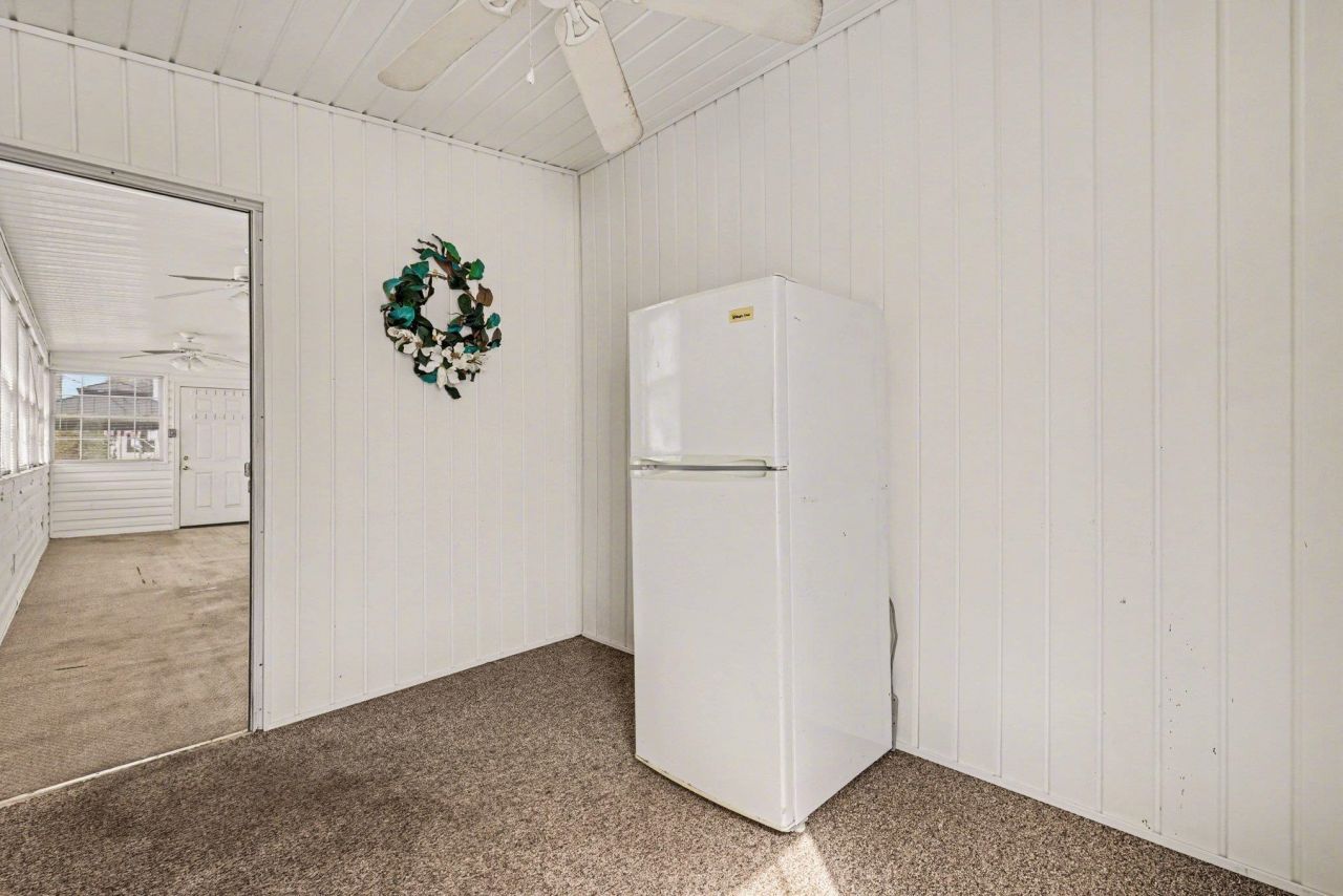 9700 Kings Rd. Photo 14