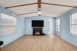 9700 Kings Rd. photo 4