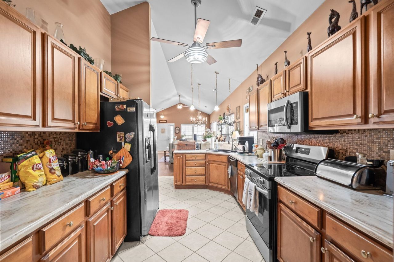 141 Tradd St. Photo 10