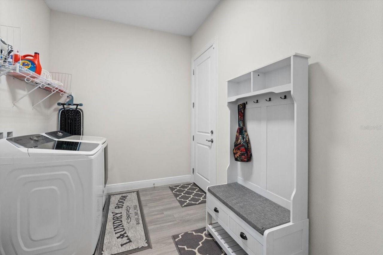 7606 Windy Hill Cove, Bradenton, FL 34202 Photo