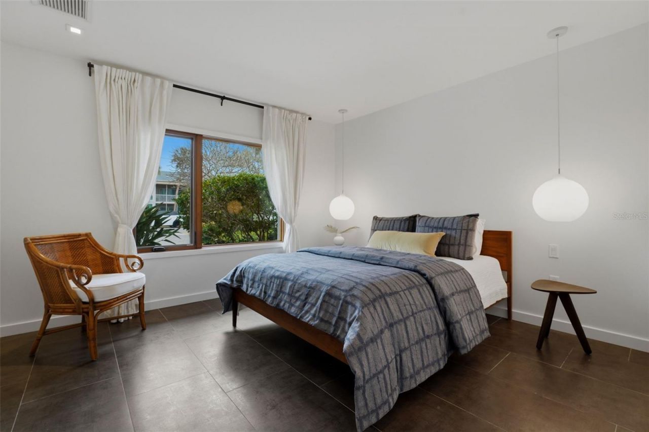 541 S Washington Drive, Sarasota, FL 34236 Photo