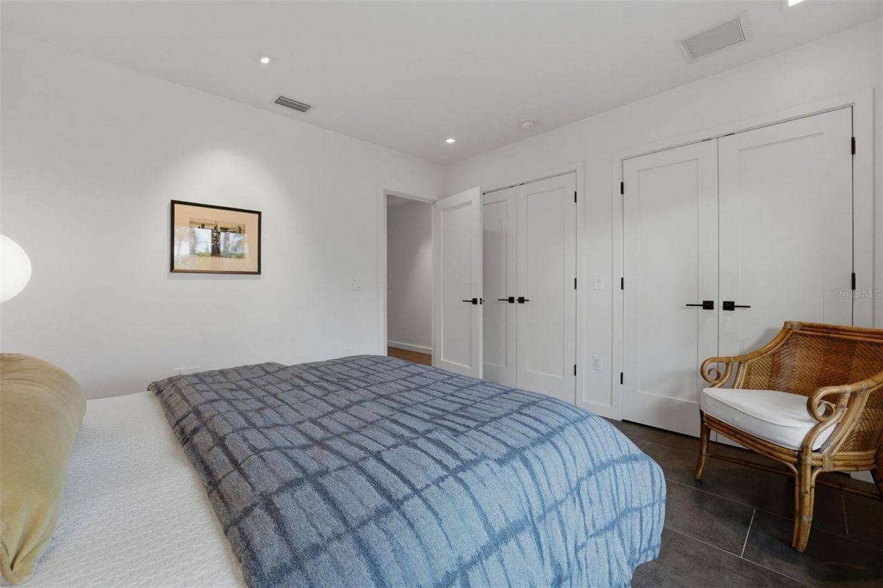 541 S Washington Drive, Sarasota, FL 34236 Photo