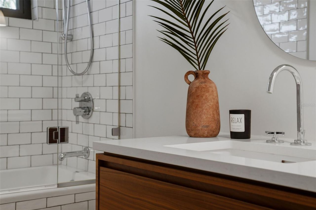 541 S Washington Drive, Sarasota, FL 34236 Photo