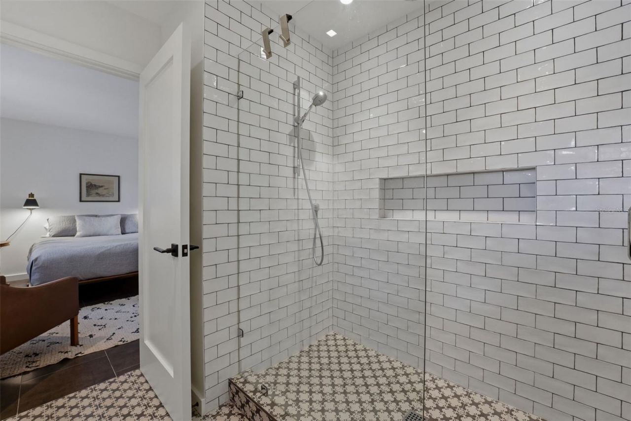 541 S Washington Drive, Sarasota, FL 34236 Photo