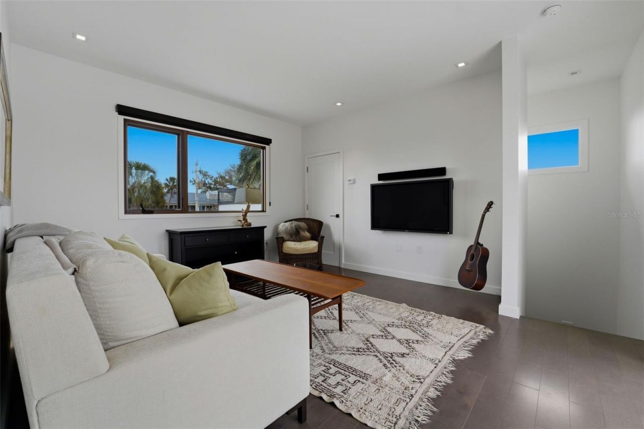 541 S Washington Drive, Sarasota, FL 34236 Photo