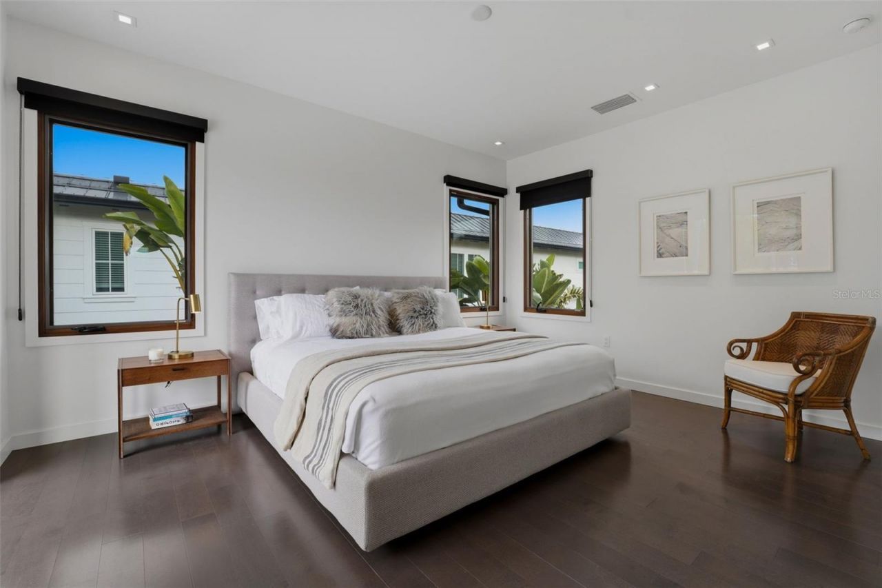 541 S Washington Drive, Sarasota, FL 34236 Photo