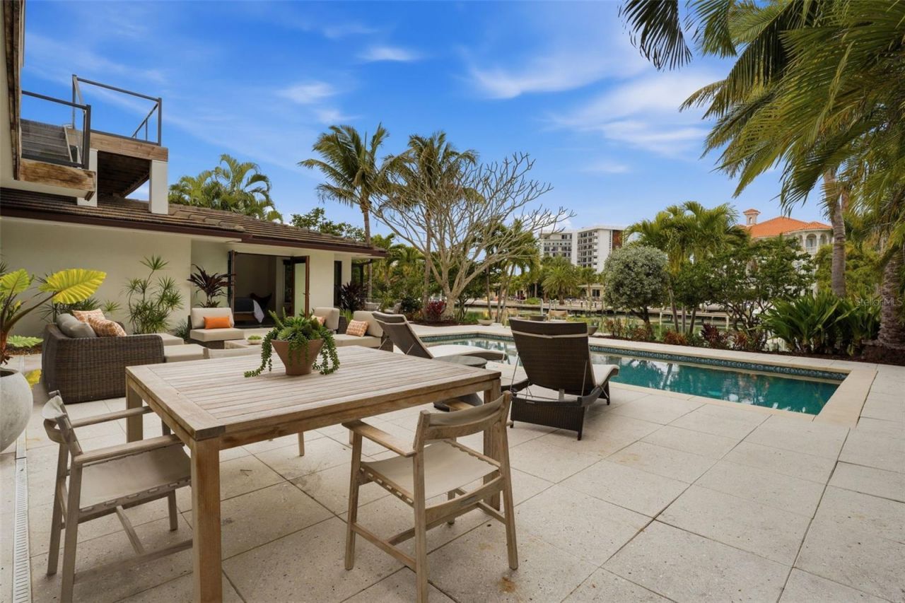 541 S Washington Drive, Sarasota, FL 34236 Photo