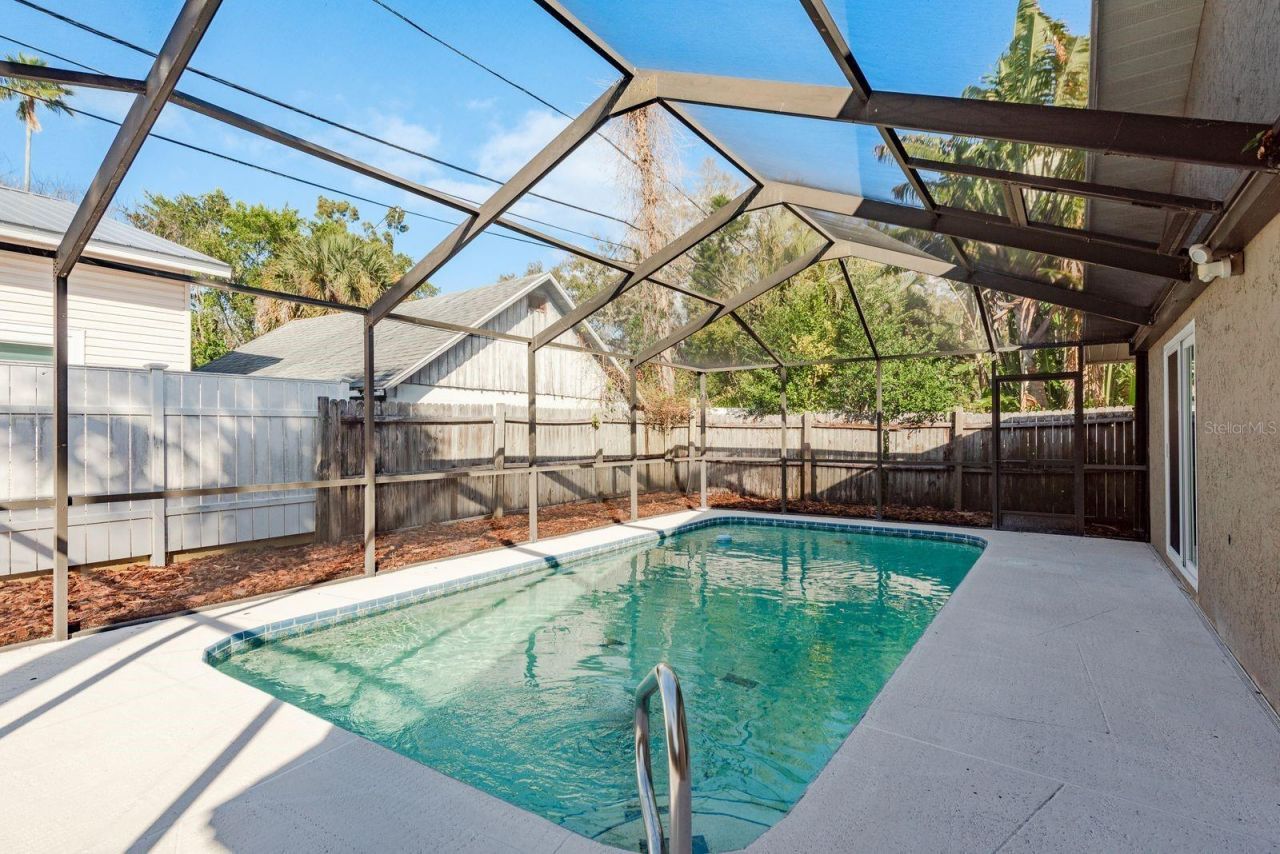 550 Ontario Avenue, Crystal Beach, FL 34681 Photo