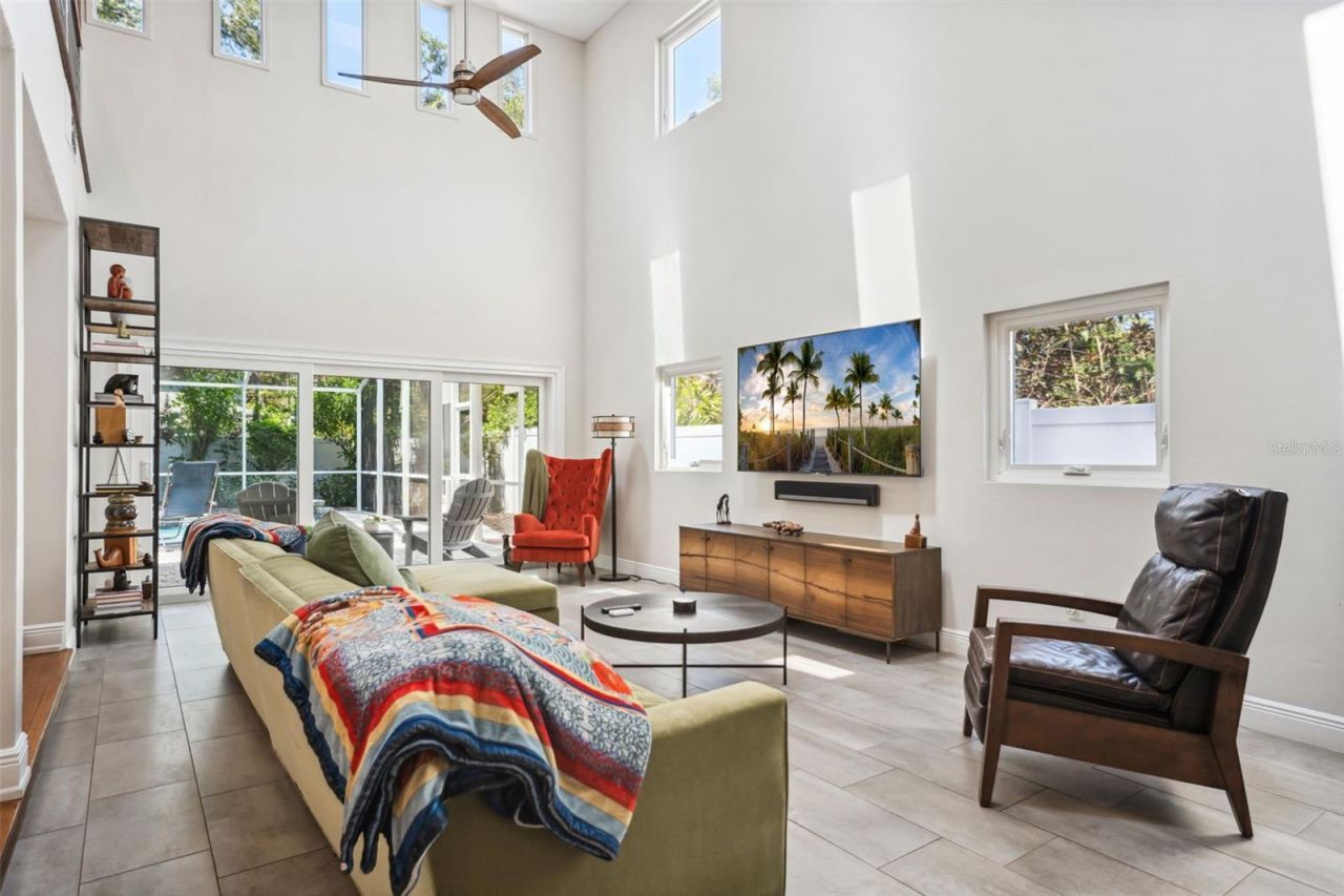 1120 43rd Avenue N, Saint Petersburg, FL 33703 Photo