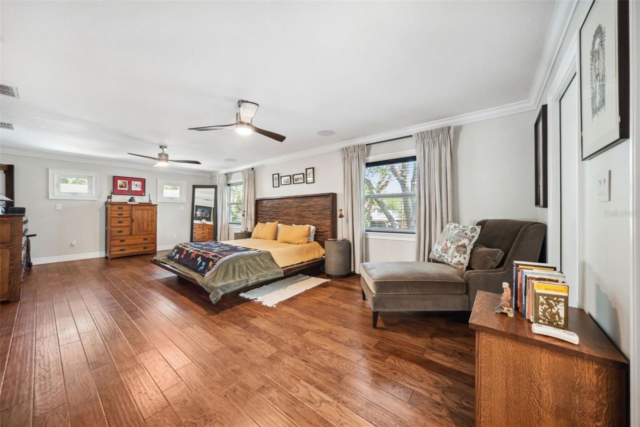 1120 43rd Avenue N, Saint Petersburg, FL 33703 Photo