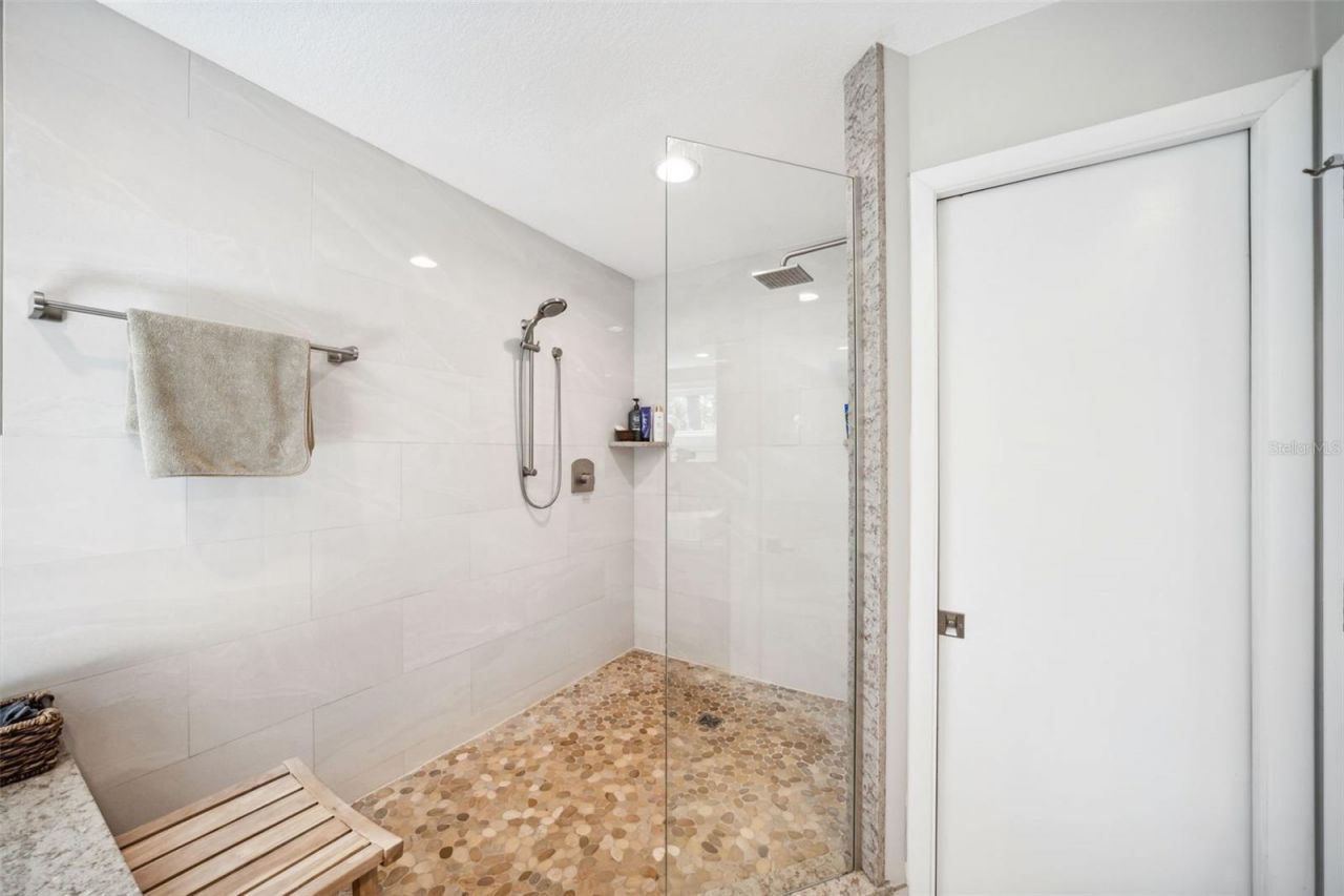 1120 43rd Avenue N, Saint Petersburg, FL 33703 Photo